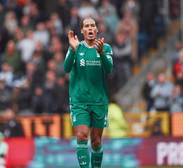 赢得, 两人展现出 赢得, 两人展现出