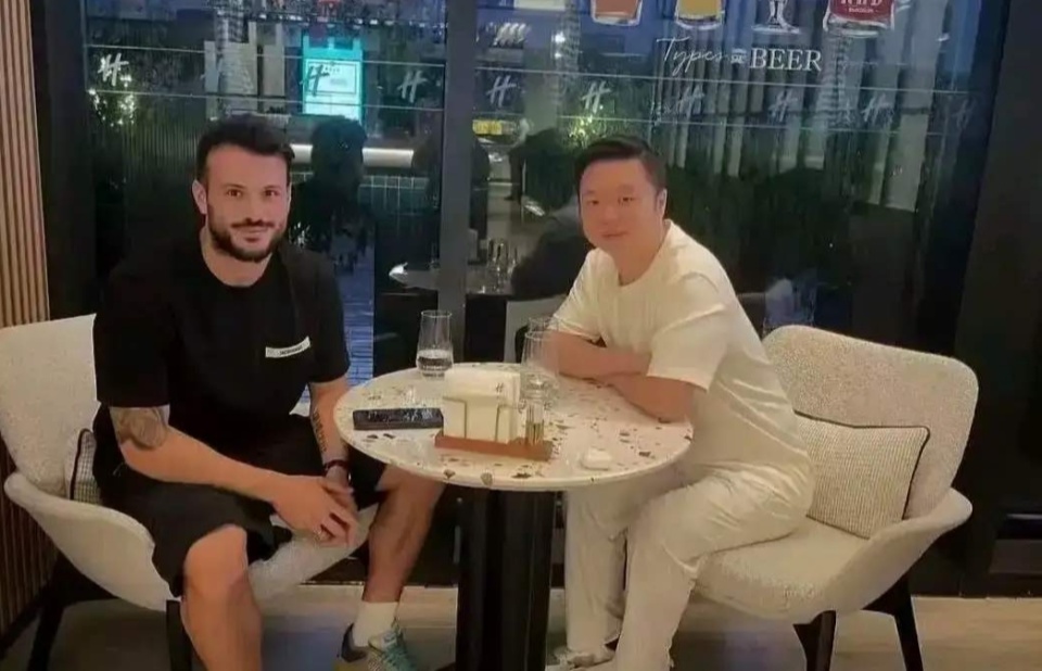 望利用金畅, 大合同, 各家俱乐部 望利用金畅, 大合同, 各家俱乐部